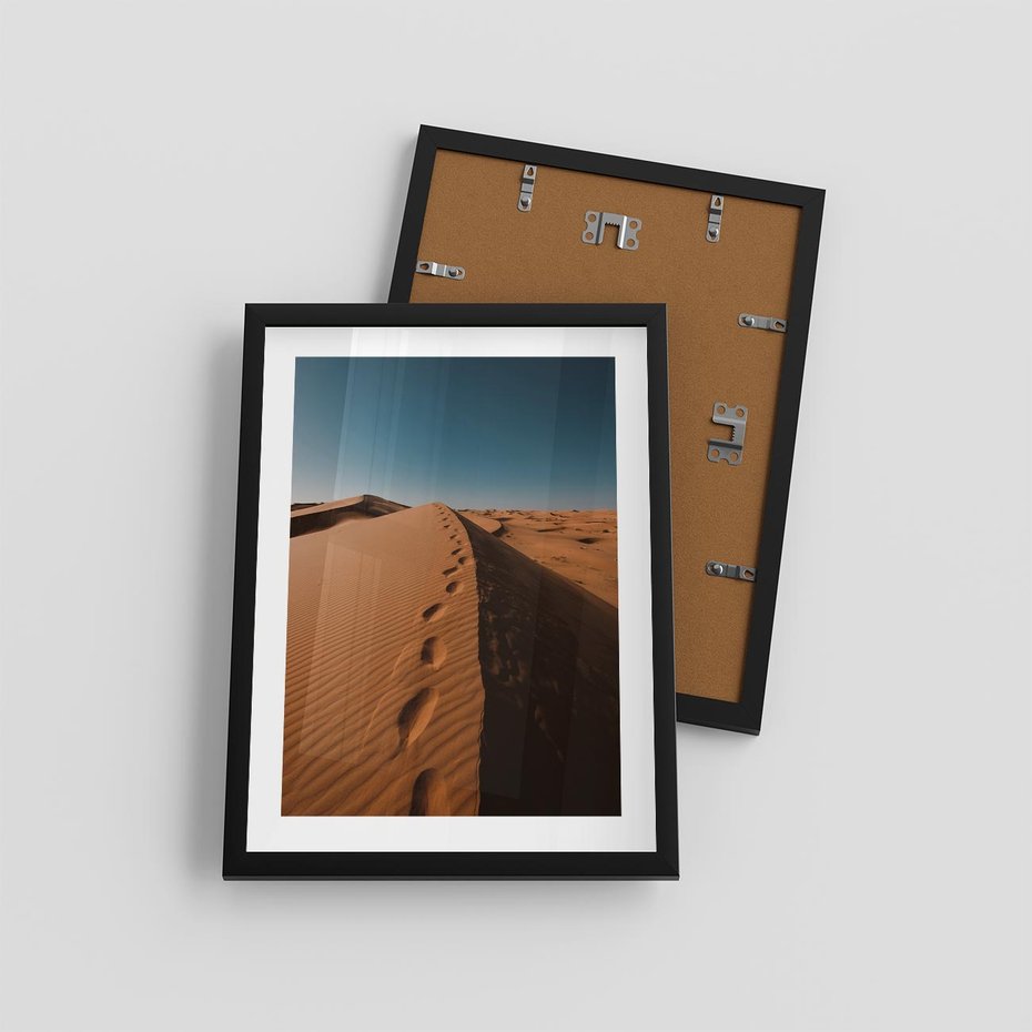 Plakat w ramie 30x40 - Piasek pustyni w ogniu - pustynia, piasek - rama czarna