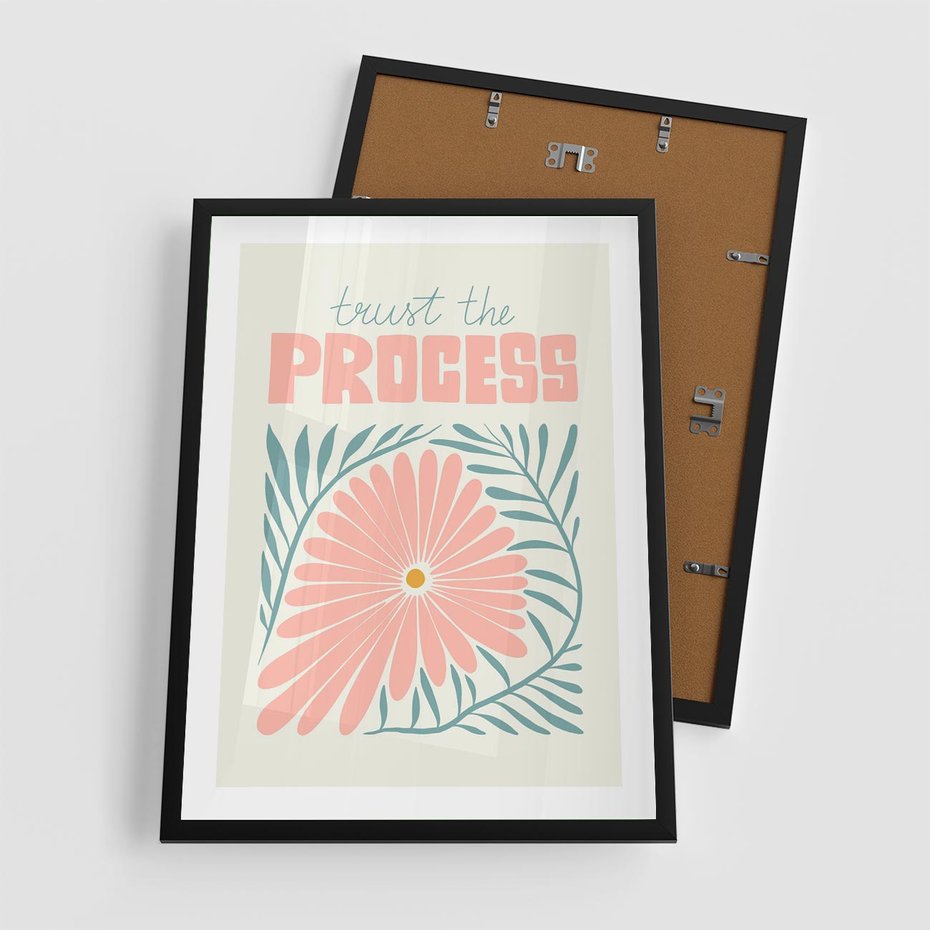 Plakat w ramie 50x70 - Symfonia Światła - typografia, pastelowa stokrotka - rama czarna