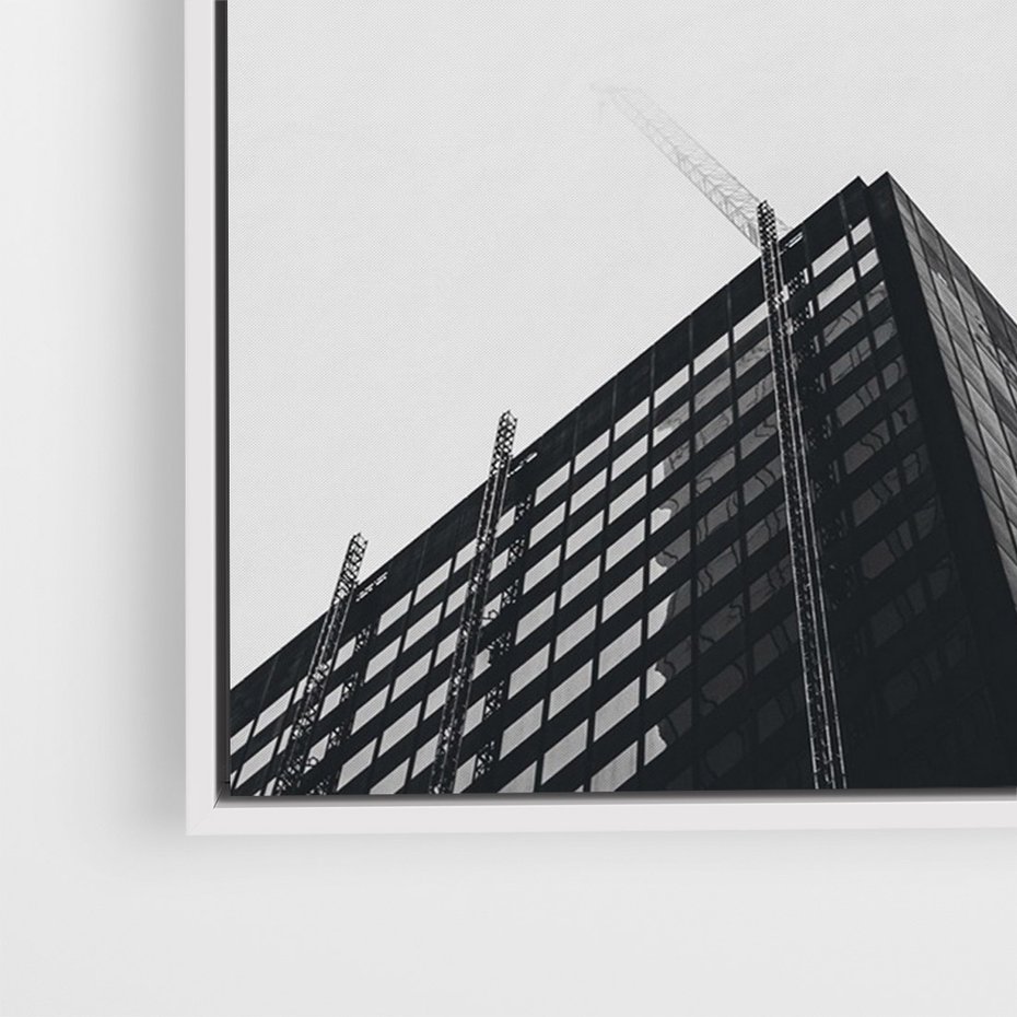 Obraz w ramie 80x120 - Nowoczesna Dynamika - perspektywa, wieżowce - rama biała
