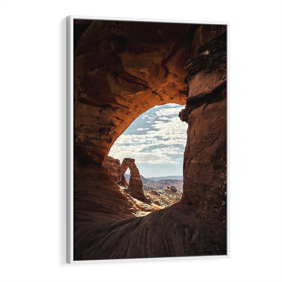 Obraz w ramie 80x120 - Magia pustynnego kanionu - pustynia, kanion - rama biała