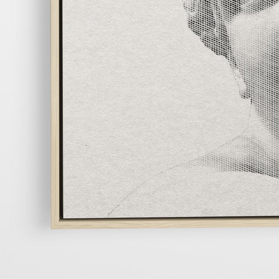 Obraz w ramie 80x80 - Szarość w Kamieniu - monochromatyczna marmurowa rzeźba, odcienie szarości - rama drewno