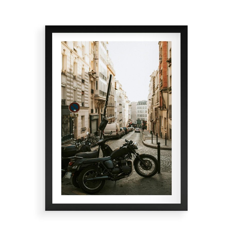 Plakat w ramie 50x70 - Ducha Przygody - motor, uliczka - rama czarna