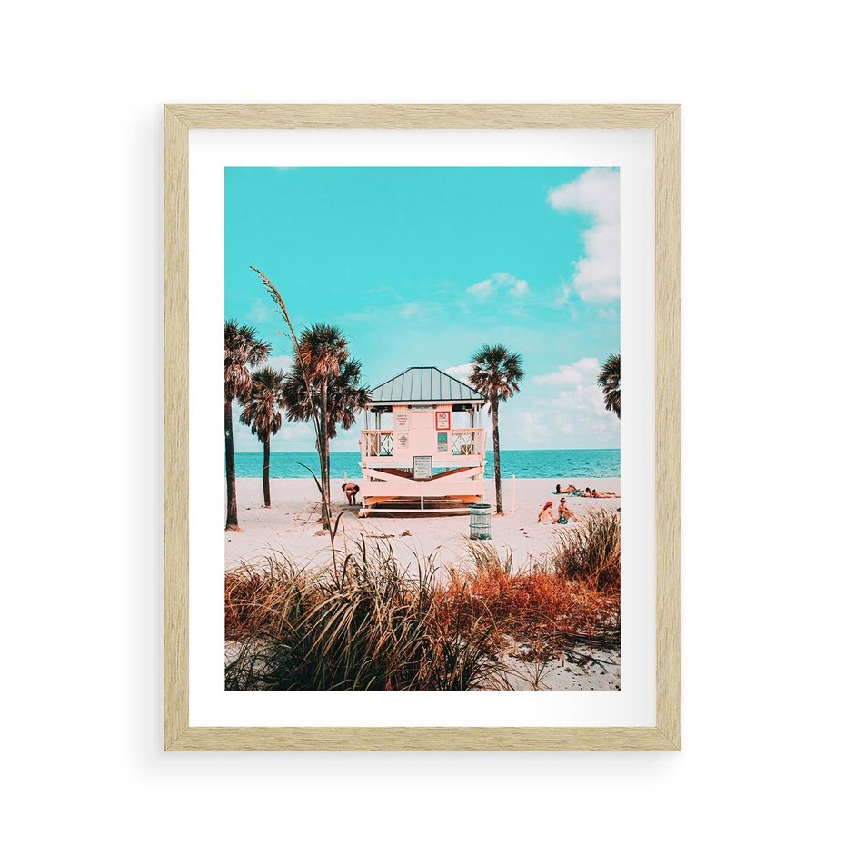 Plakat w ramie 40x50 - Plaża, Palmy i Spokój Miami - budka ratownika, plaża Miami - rama drewno