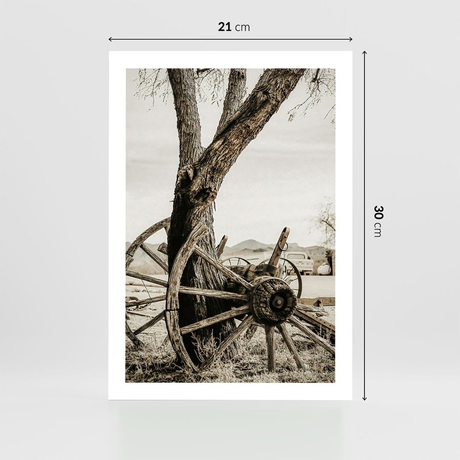 Plakat bez ramy 21x30 - Rustykalna Tradycja - koło starego wozu, rustykalny styl