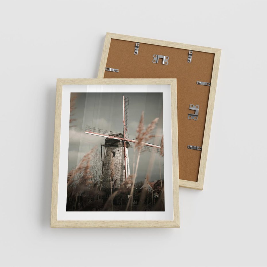 Plakat w ramie 40x50 - Wiejska Idylla: Młyn w Polu - wiatrak, młyn w polu - rama drewno