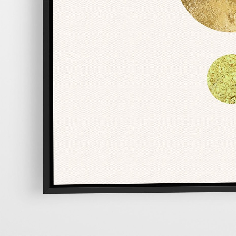 Obraz w ramie 70x100 - Harmonijne Odbicia - geometryczne złote kształty, tekstura - rama czarna