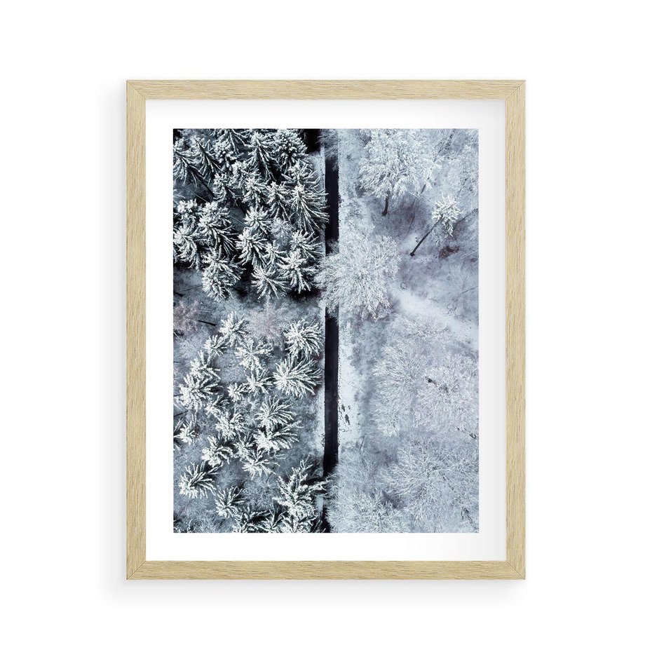 Plakat w ramie 40x50 - Ujęcie Zimowej Szosy - zima, śnieg - rama drewno
