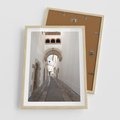 Plakat w ramie 50x70 - Perspektywiczna Magia Uliczki - uliczka, perspektywa - rama drewno