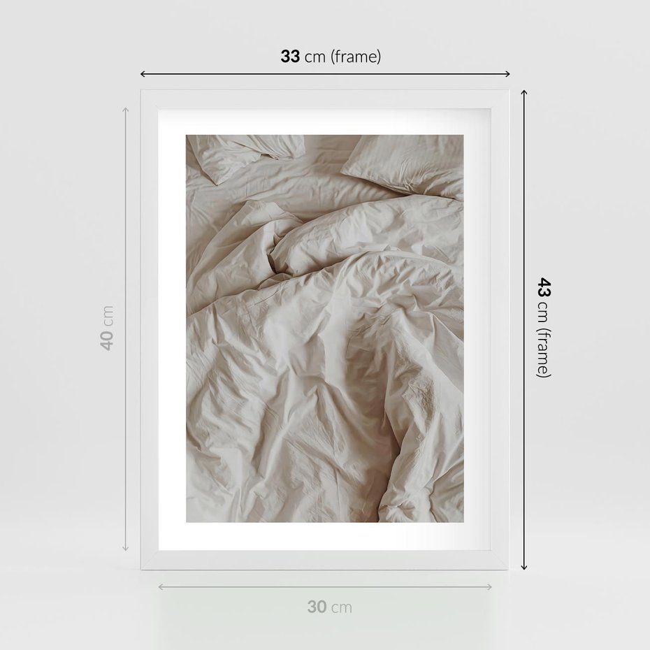 Plakat w ramie 30x40 - Spokojna Noc - biała pościel, zdjęcie do sypialni - rama biała