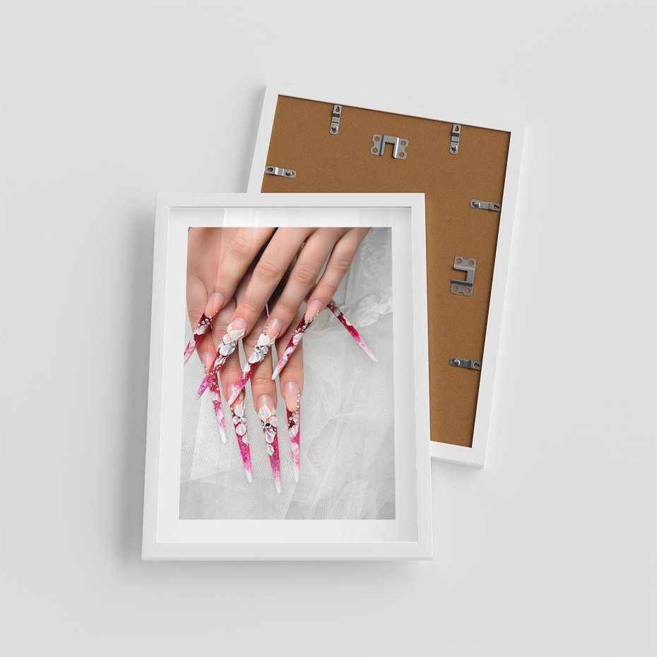 Plakat w ramie 30x40 - Paznokcie jak dzieło sztuki - paznokcie, manicure - rama biała