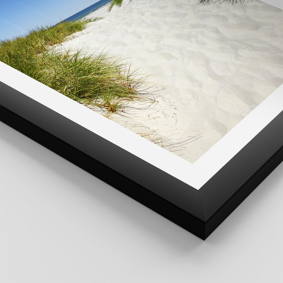 Plakat w ramie 30x40 - Relaks nad Morskimi Wzgórzami - plaża, wydmy - rama czarna
