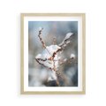 Plakat w ramie 40x50 - Zimowy Urok Natury - gałązki pod śniegiem, natura - rama drewno