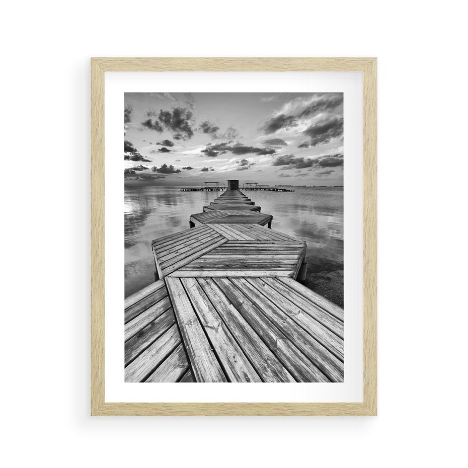Plakat w ramie 40x50 - Pomost nad Morzem - pomost, morze - rama drewno