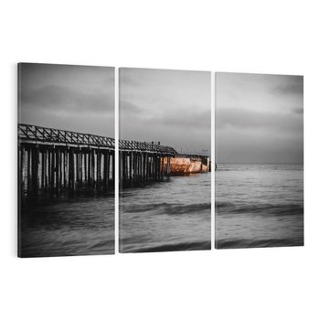 Obraz na płótnie 120x80 - Molo i wrak statku na plaży - molo, wrak