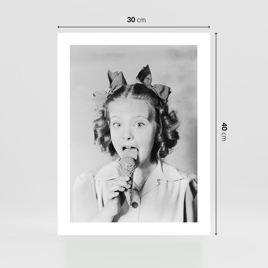 Plakat bez ramy 30x40 - Pyszny Deser - retro zdjęcie, czarno białe