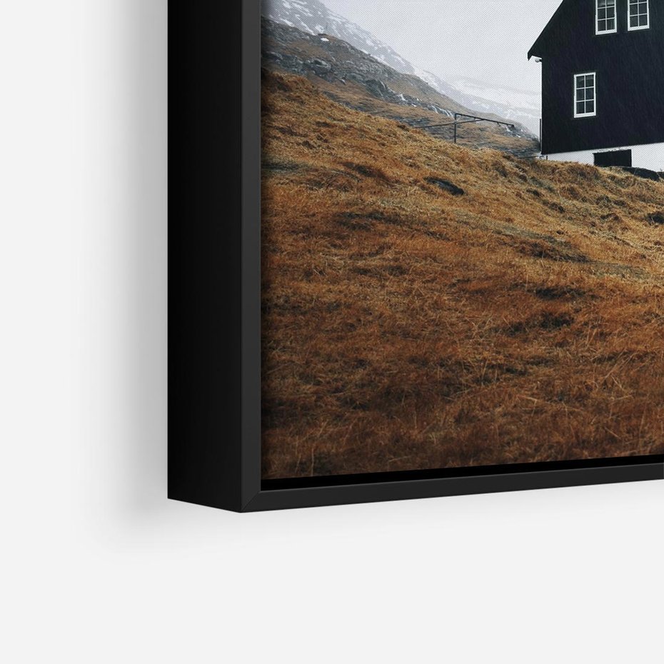 Obraz w ramie 50x50 - Ciepło i Przytulność - skandynawski, domek - rama czarna
