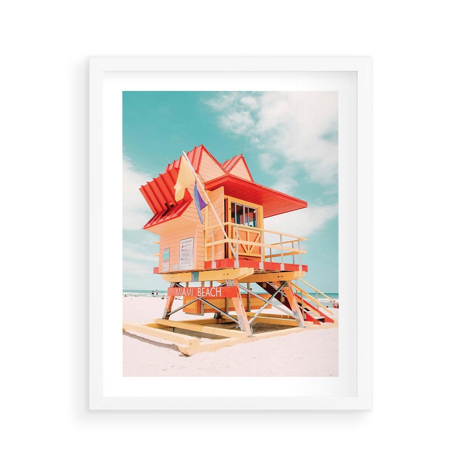Plakat w ramie 40x50 - Rajski Widok - plaża miami, domek ratownika - rama biała