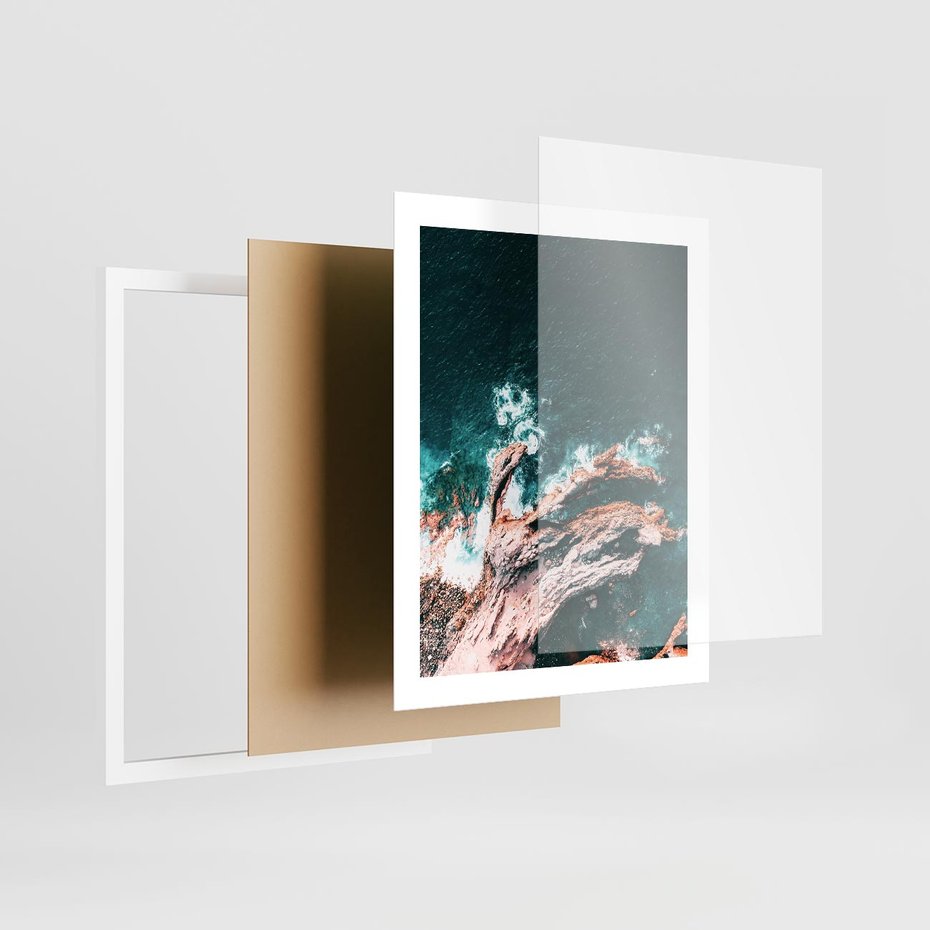 Plakat w ramie 40x50 - Fale i Skały w Spokoju i Burzy - morze, fale rozbijają się o skały - rama biała