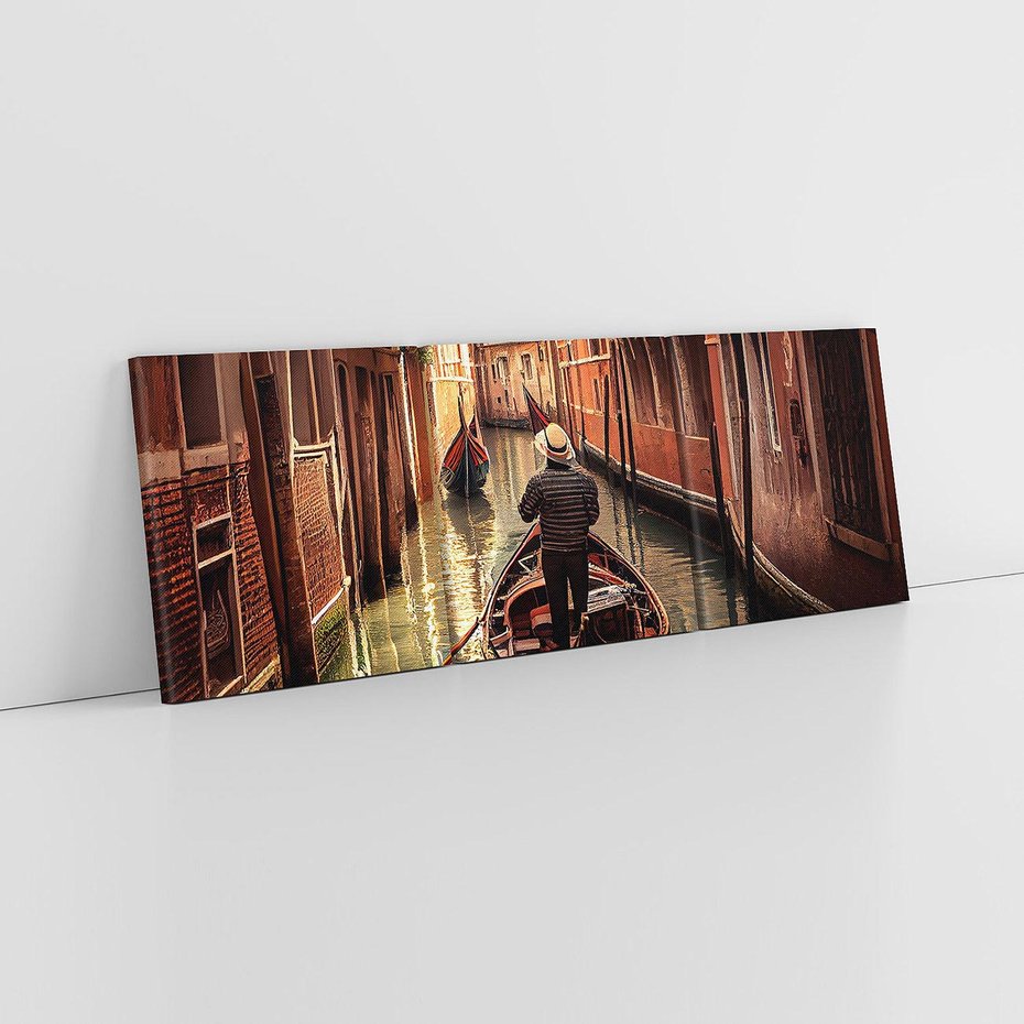 Obraz na płótnie 150x50 - Spokojna Wenecja - gondolier w gondoli, kanały Wenecji