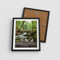 Plakat w ramie 40x50 - Strumyk w lesie - strumyk, w lesie - rama czarna