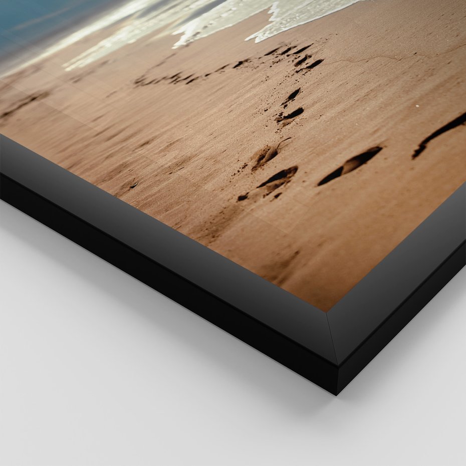 Zestaw obrazy w ramie 30x40 galeria - Plaża, zachód, słońca, ślady - rama czarna