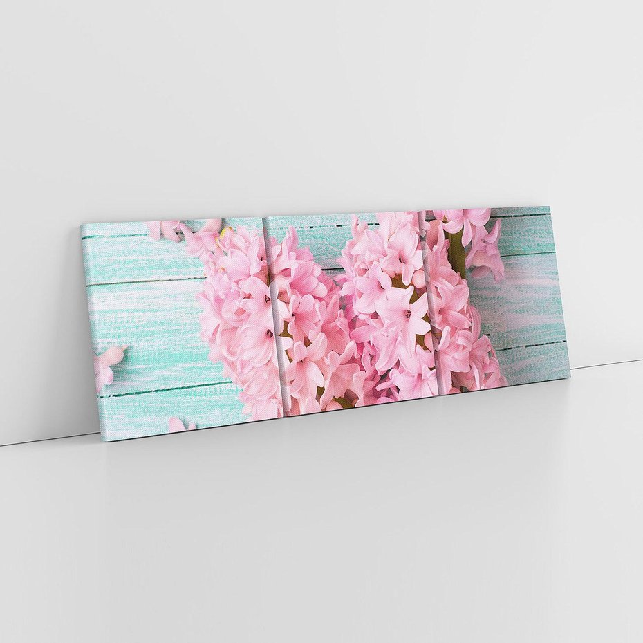 Obraz na płótnie 90x30 - Hiacynty w Kwiatowej Kompozycji - hiacynty, kwiaty