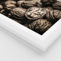 Plakat w ramie 50x70 - Orzechy Włoskie w Sepii - orzechy włoskie, fotografia retro - rama biała