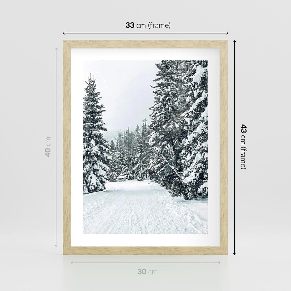 Plakat w ramie 30x40 - Magia Zimy na Obrazie - las, zima - rama drewno