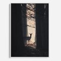 Obraz w ramie 70x100 - Sarnie Skoki - zdjęcie, klimatyczny las - rama biała