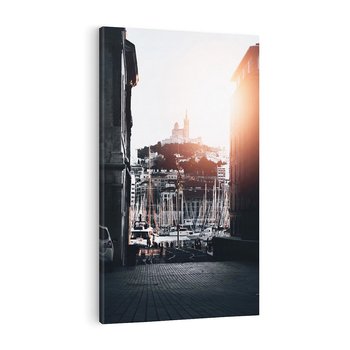 Obraz na płótnie 80x120 - Światło Portowe - czarno białe zdjecie, uliczka w nadmorskim mieście