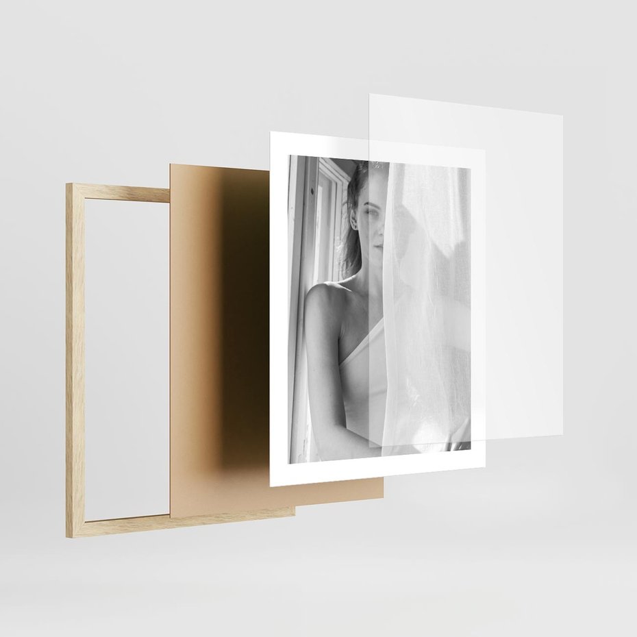 Plakat w ramie 40x50 - Za Firanką - czarno białe zdjecie, piękny portret eterycznej kobiety - rama drewno