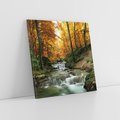 Obraz na płótnie 40x40 - Urok lasu: drzewa i strumyk w harmonii - las, drzewa