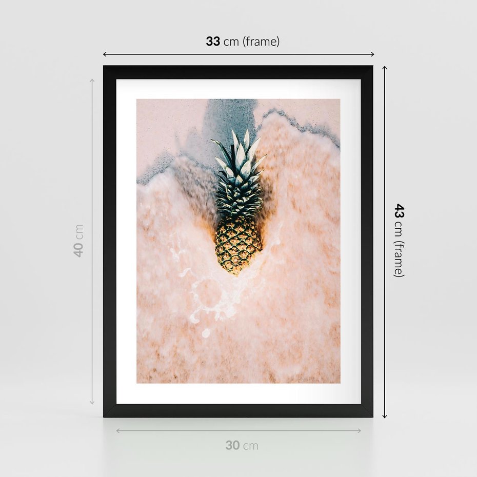 Plakat w ramie 30x40 - Egzotyczna Plaża - ananas, na plaży - rama czarna