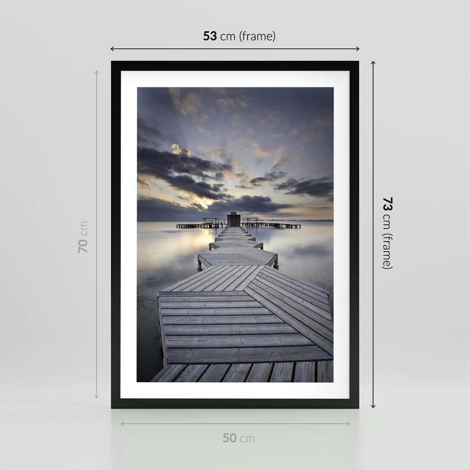 Plakat w ramie 50x70 - Spokój nad Jeziorem - pomost, jezioro - rama czarna