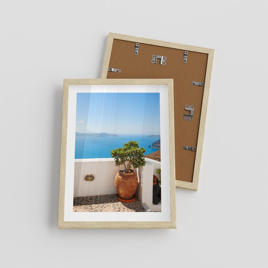 Plakat w ramie 30x40 - Santorini - oaza greckiej wyspy - Santorini, grecka - rama drewno