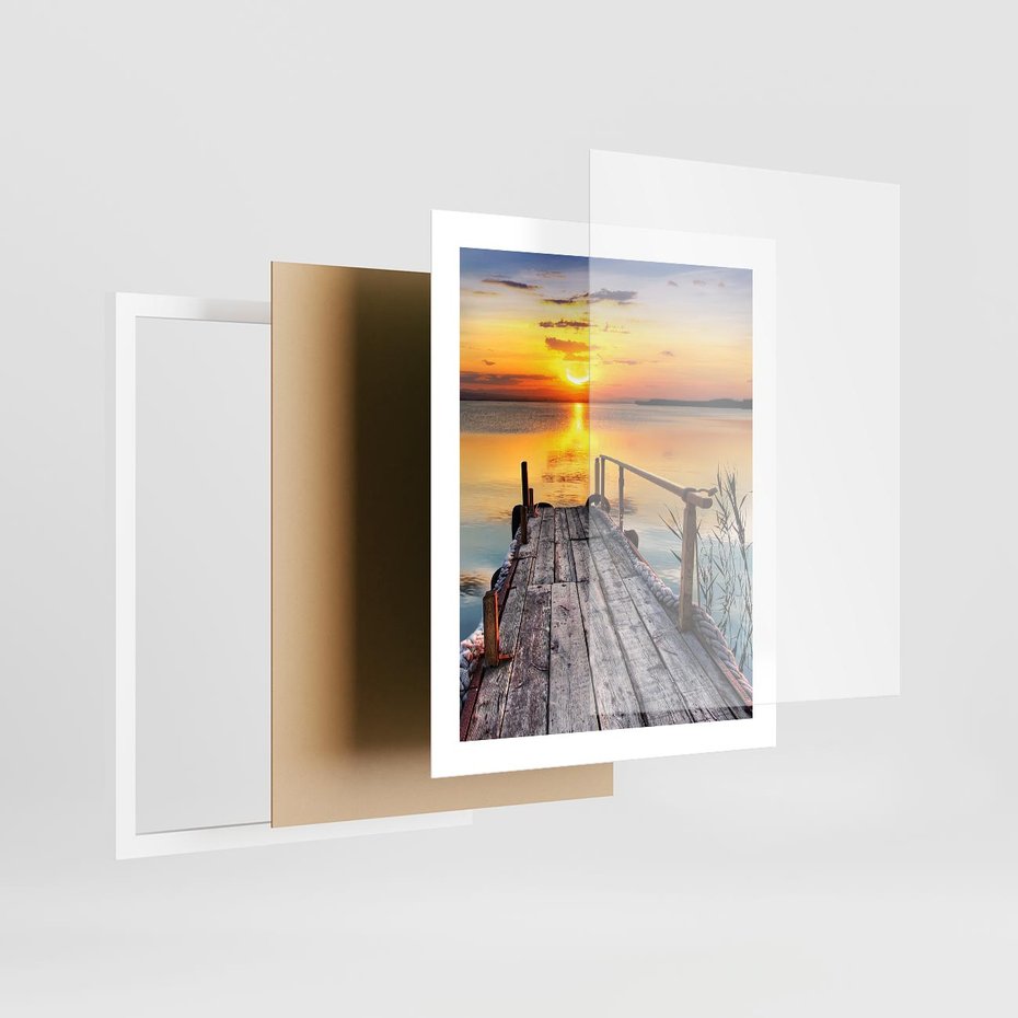 Plakat w ramie 40x50 - Zachód nad jeziorem z pomostem - pomost, jezioro - rama biała
