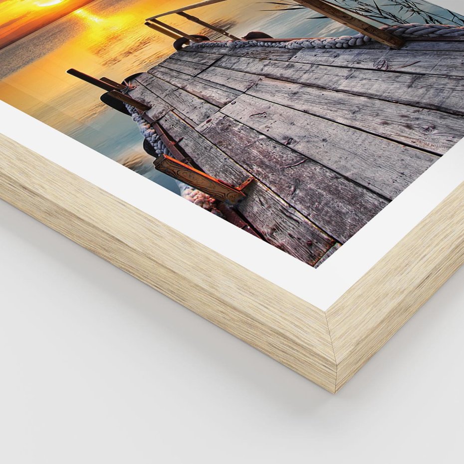 Plakat w ramie 50x70 - Zachód nad jeziorem z pomostem - pomost, jezioro - rama drewno