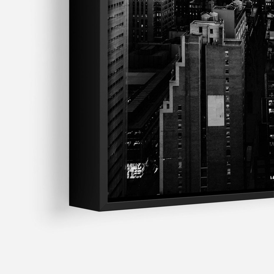 Obraz w ramie 70x100 - Wibracje Miejskiego Życia - miasto, wieżowce - rama czarna