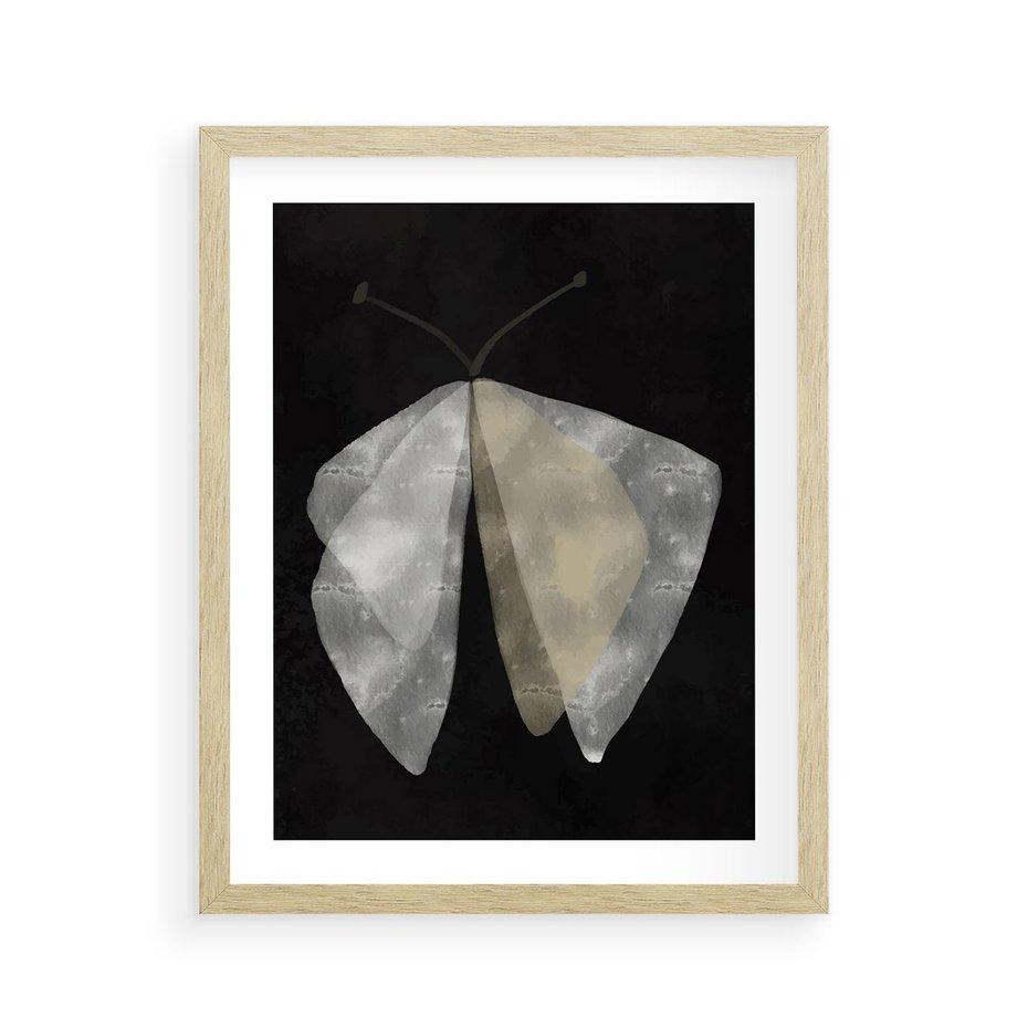 Plakat w ramie 40x50 - Obce Powidoki - abstrakcyjna ćma, mroczna atmosfera - rama drewno