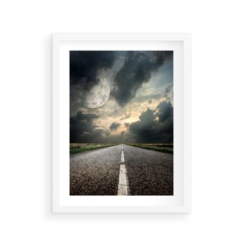Plakat w ramie 50x70 - magia nocnej drogi - droga, księżyc - rama biała