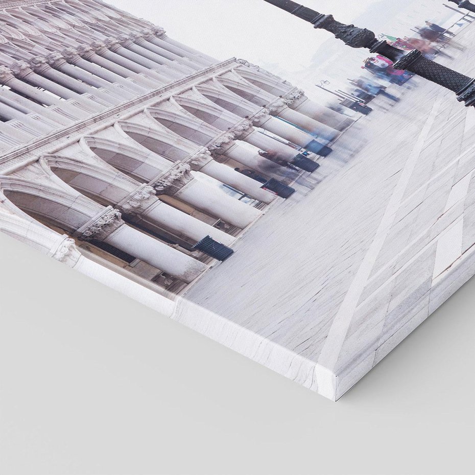 Obraz na płótnie 50x50 - Przemijający urok miasta - miasto, uliczka