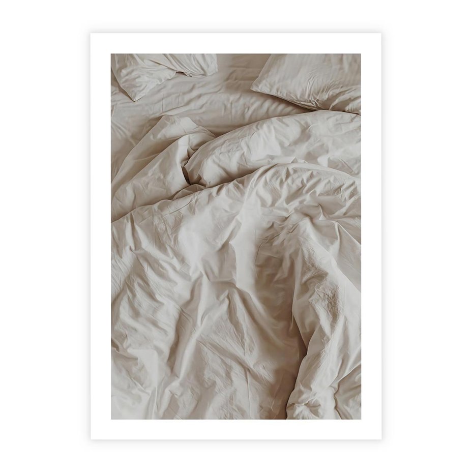 Plakat bez ramy 21x30 - Spokojna Noc - biała pościel, zdjęcie do sypialni