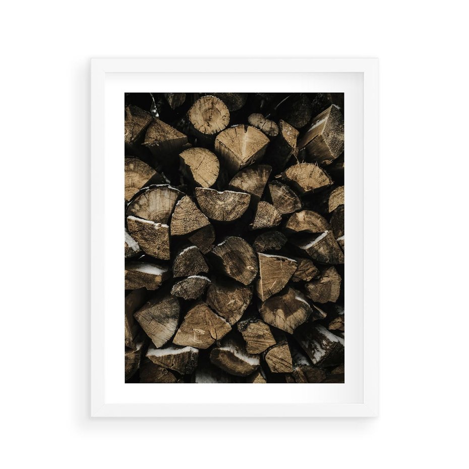 Plakat w ramie 40x50 - Piękno Prostej Formy - drewno, kłody - rama biała