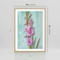 Plakat w ramie 50x70 - Piękno w delikatności - kwiaty, różowe - rama drewno