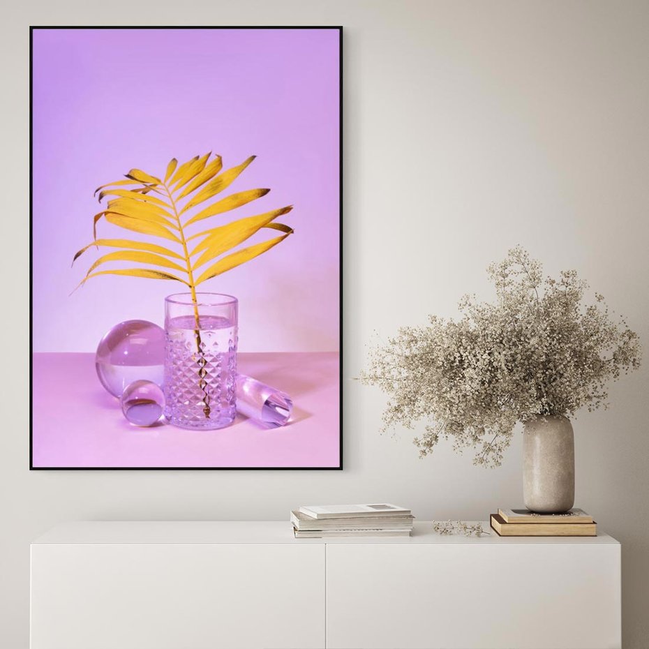 Obraz w ramie 70x100 - Minimalizm i Urok Natury - liście, pastele - rama czarna