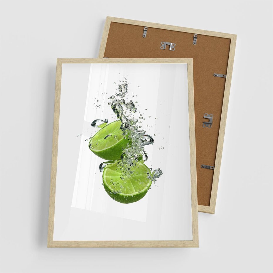 Plakat w ramie 50x70 - Kuchenne limonki na stole - limonki, kuchnia - rama drewno