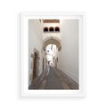 Plakat w ramie 50x70 - Perspektywiczna Magia Uliczki - uliczka, perspektywa - rama biała