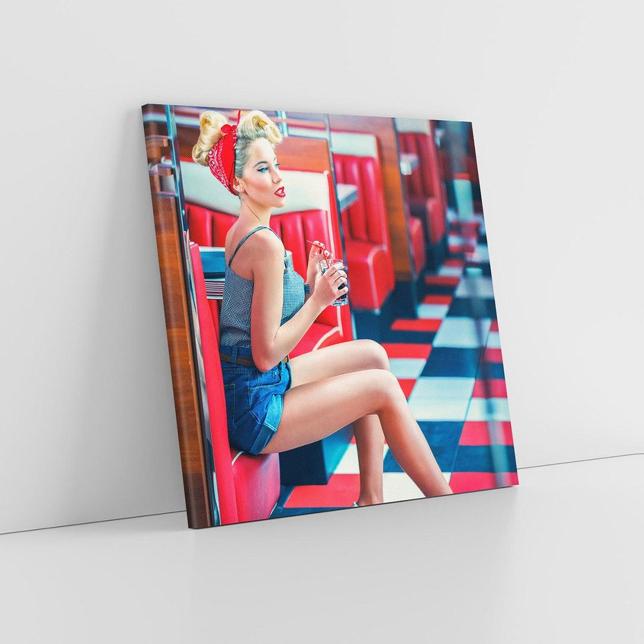 Obraz na płótnie 80x80 - Stylowa Elegancja - retro, pinup
