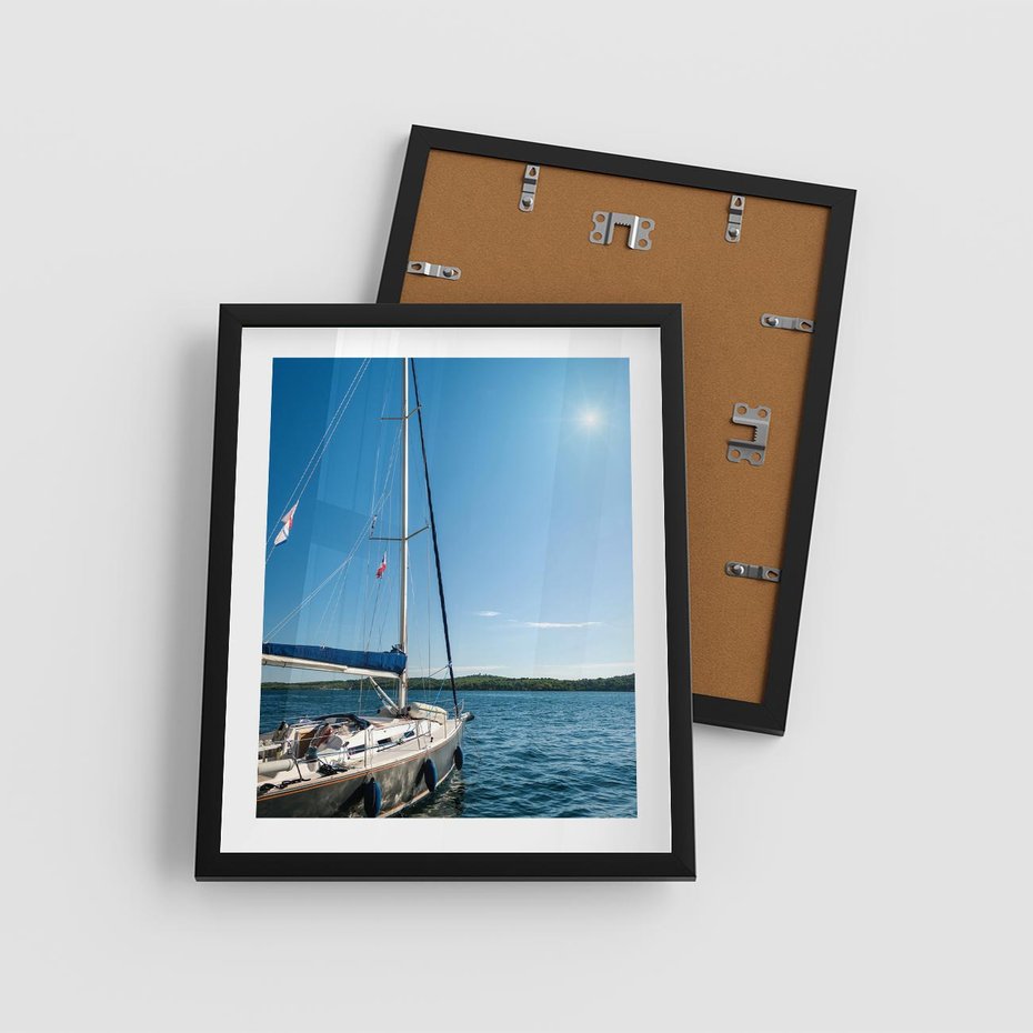 Plakat w ramie 40x50 - Wolność na Horyzoncie - żaglowiec, morze - rama czarna