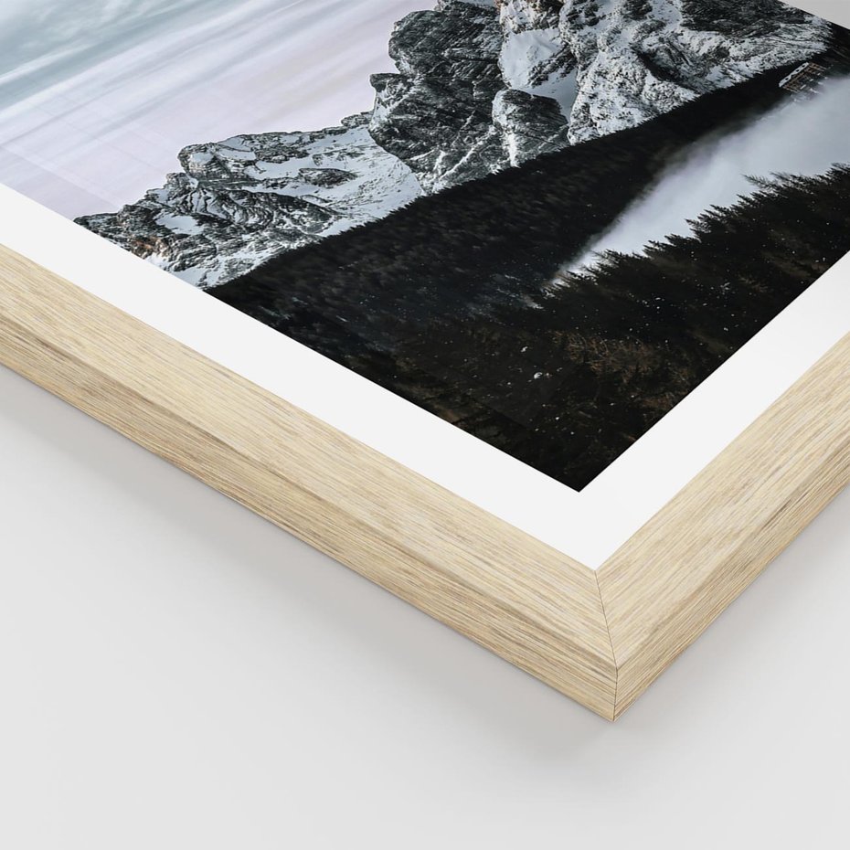 Plakat w ramie 30x40 - Malowniczy Krajobraz ze Śniegiem - góry, śnieg - rama drewno